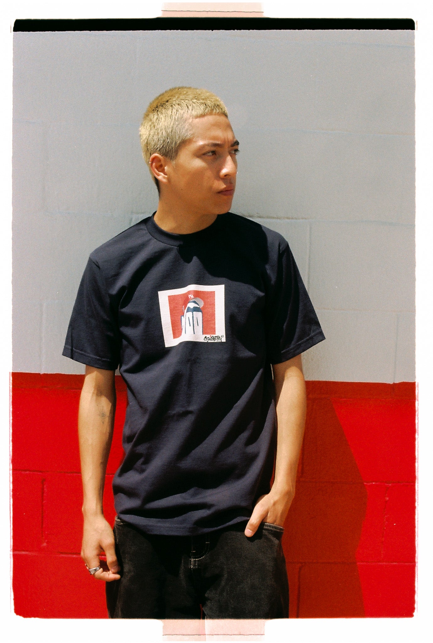 Crisspy eyes Tee